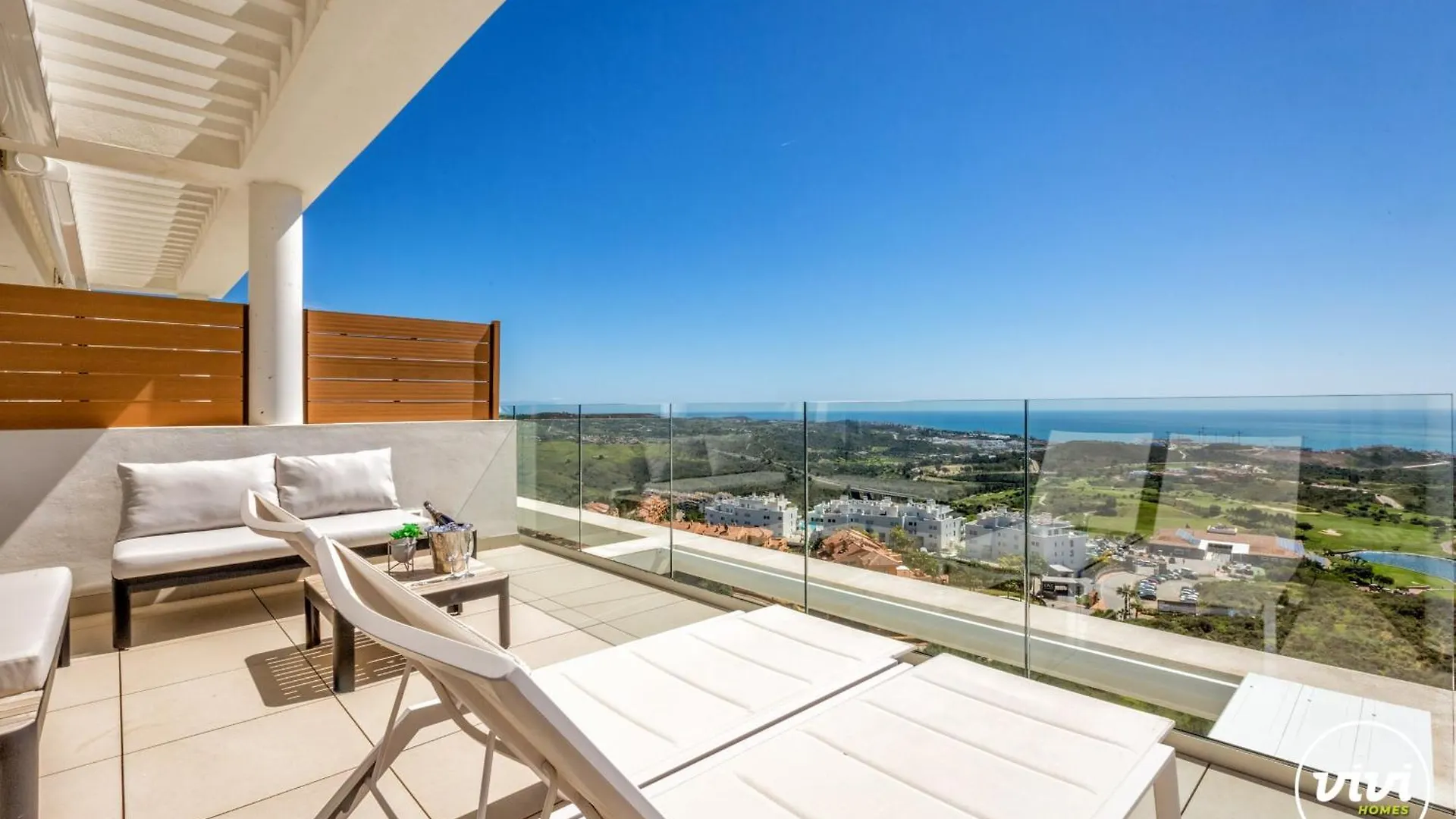 Διαμέρισμα Vivi Homes - The Heights Pool, Gym, Sauna, Terrace & Sea View La Cala De Mijas Ισπανία